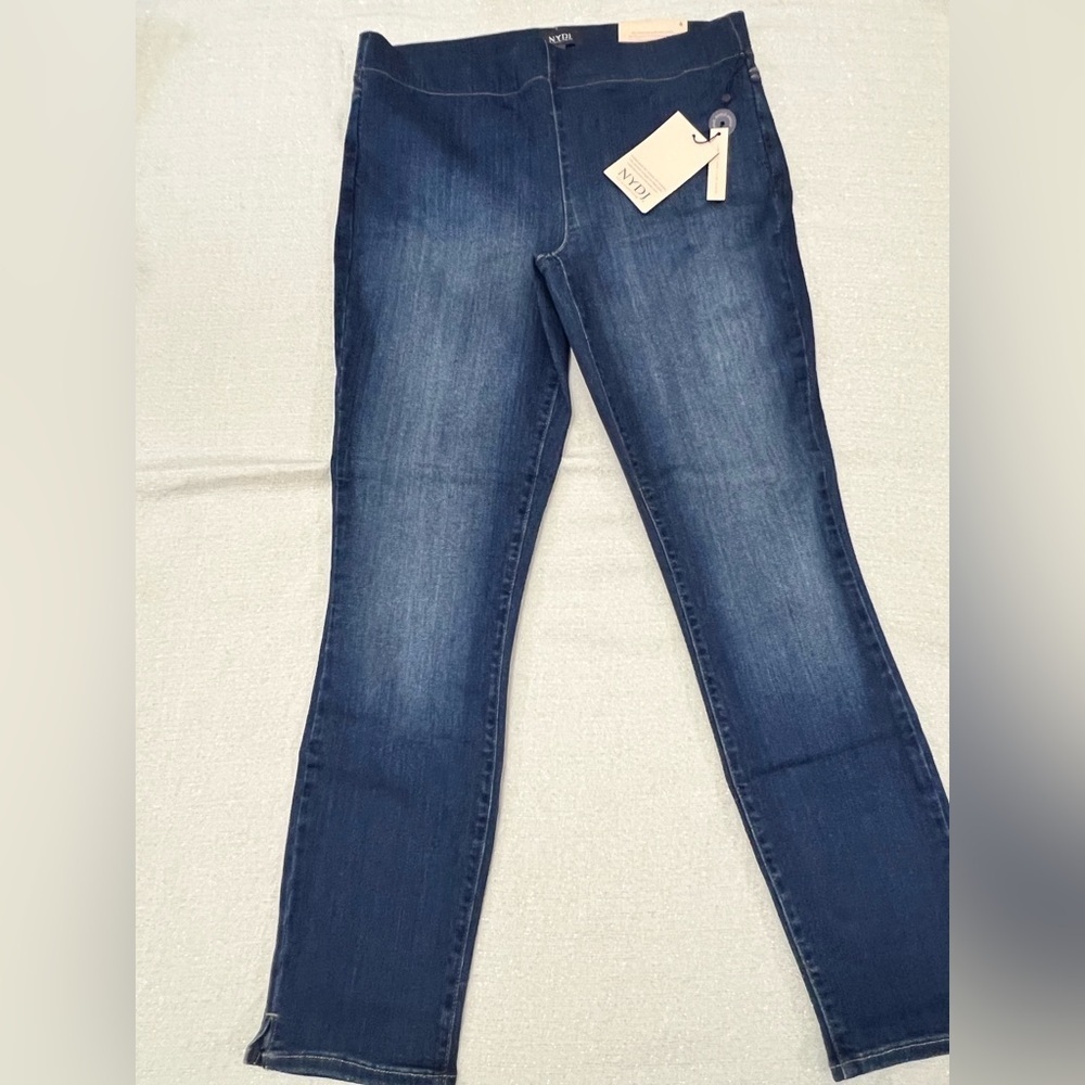 NWT Women’s NYDJ Pull On Sure Stretch Jeans -Denim Size 6